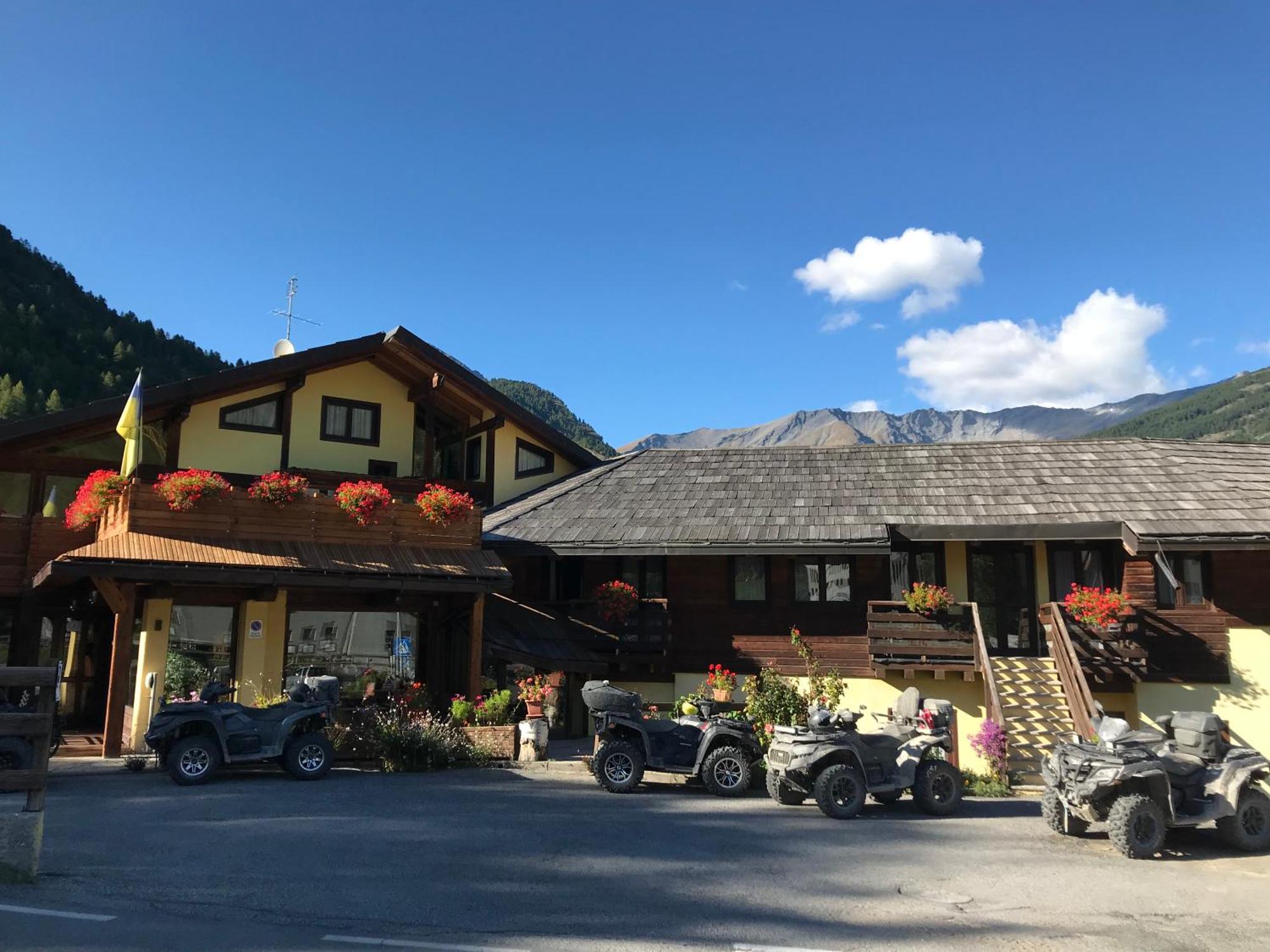 Hotel Ca Fiore 바르도네키아 외부 사진